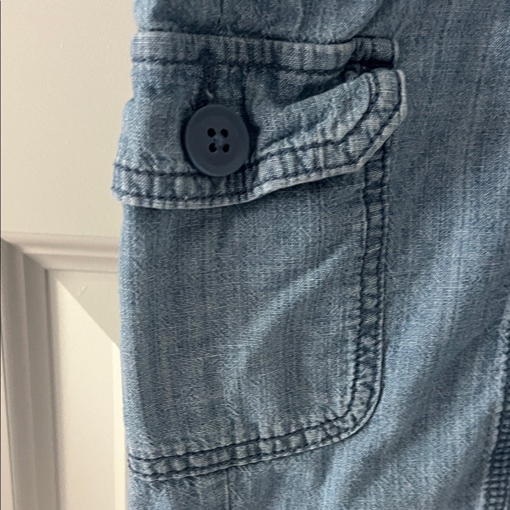 St. John's Bay Light Wash Cargo Denim Shorts - Picture 10 of 11